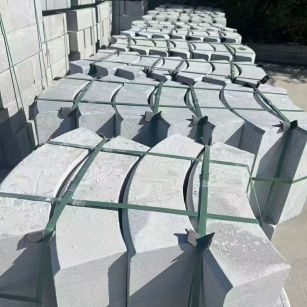 忻州 芝麻灰弧形路沿石