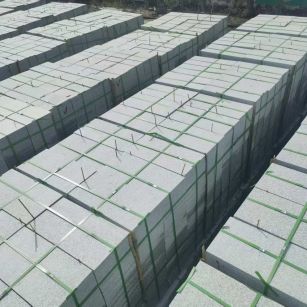 忻州 芝麻白1.8公分火烧300*600地铺，清仓大甩卖