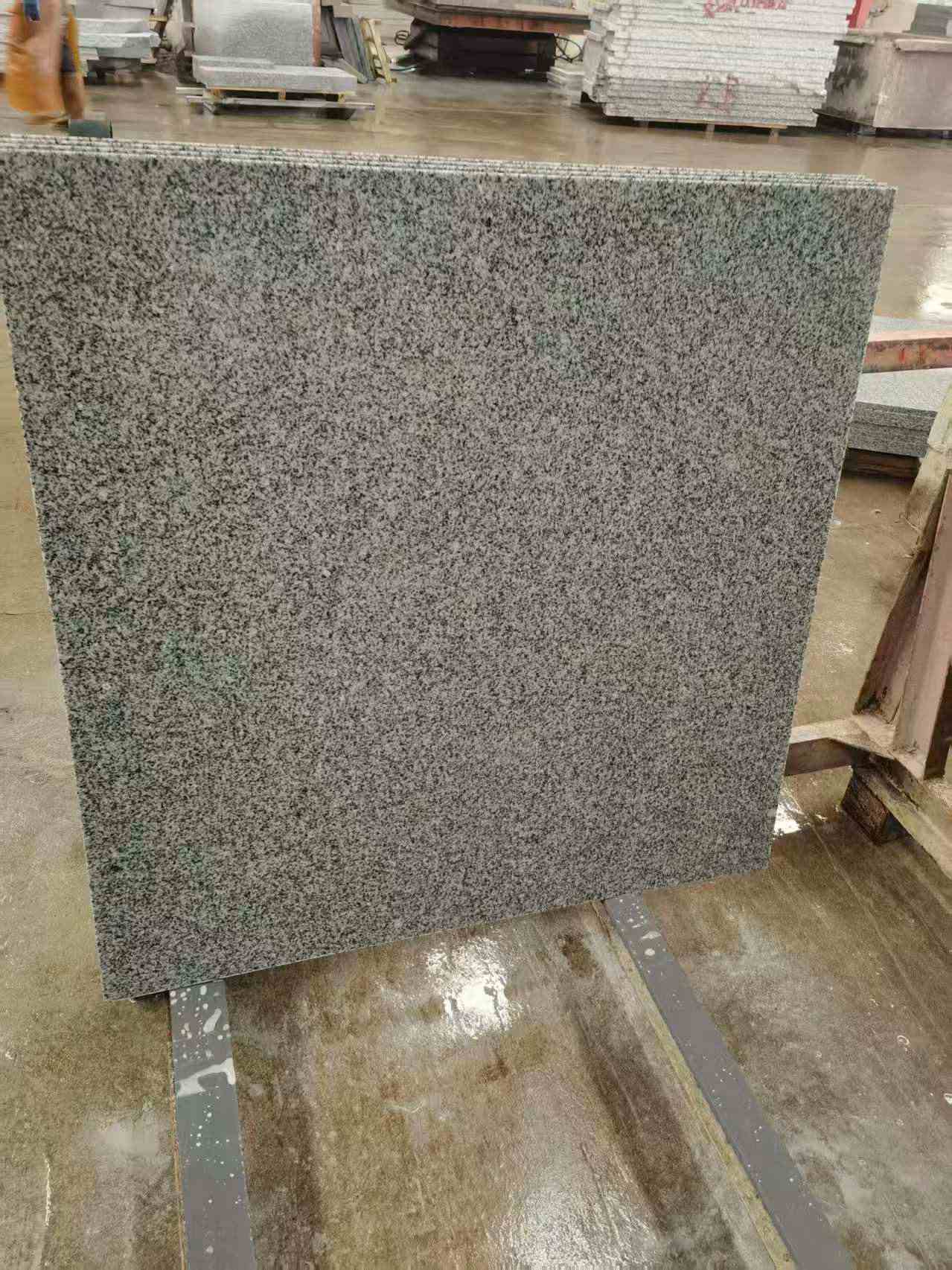 忻州 芝麻白光面900*900，高地铁标准